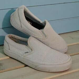 Vans Womens Triple White Perf Casual Slip-on Sneakers - Size: 6.5